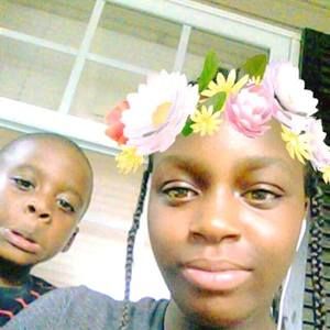 Meet your Posher, Lamarisha